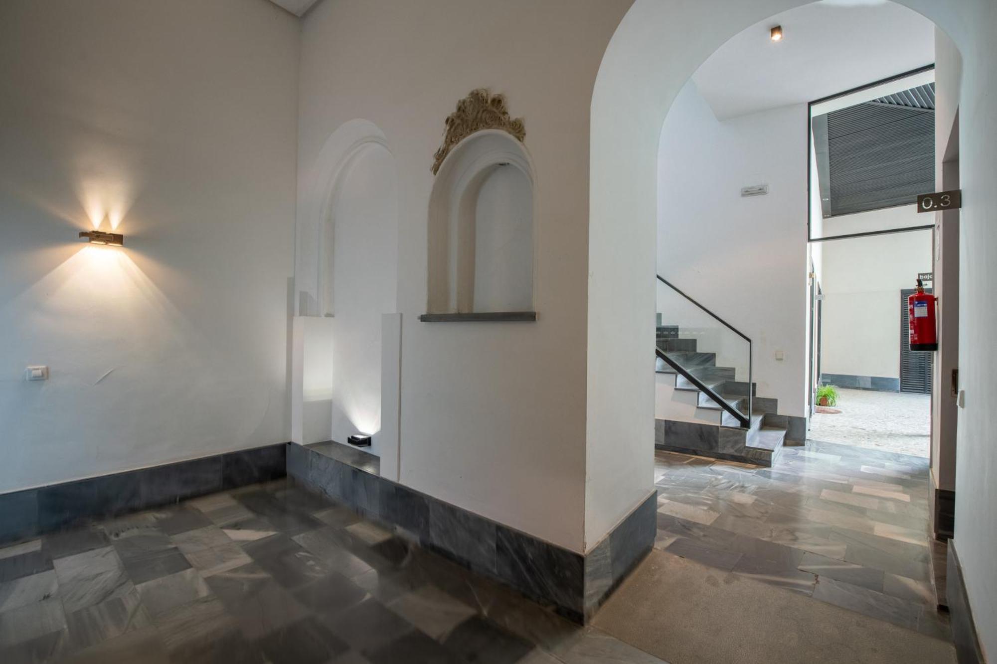 Ry Aparcamiento Incluido Junto A Catedral Ideal Parejas Seville Exterior photo